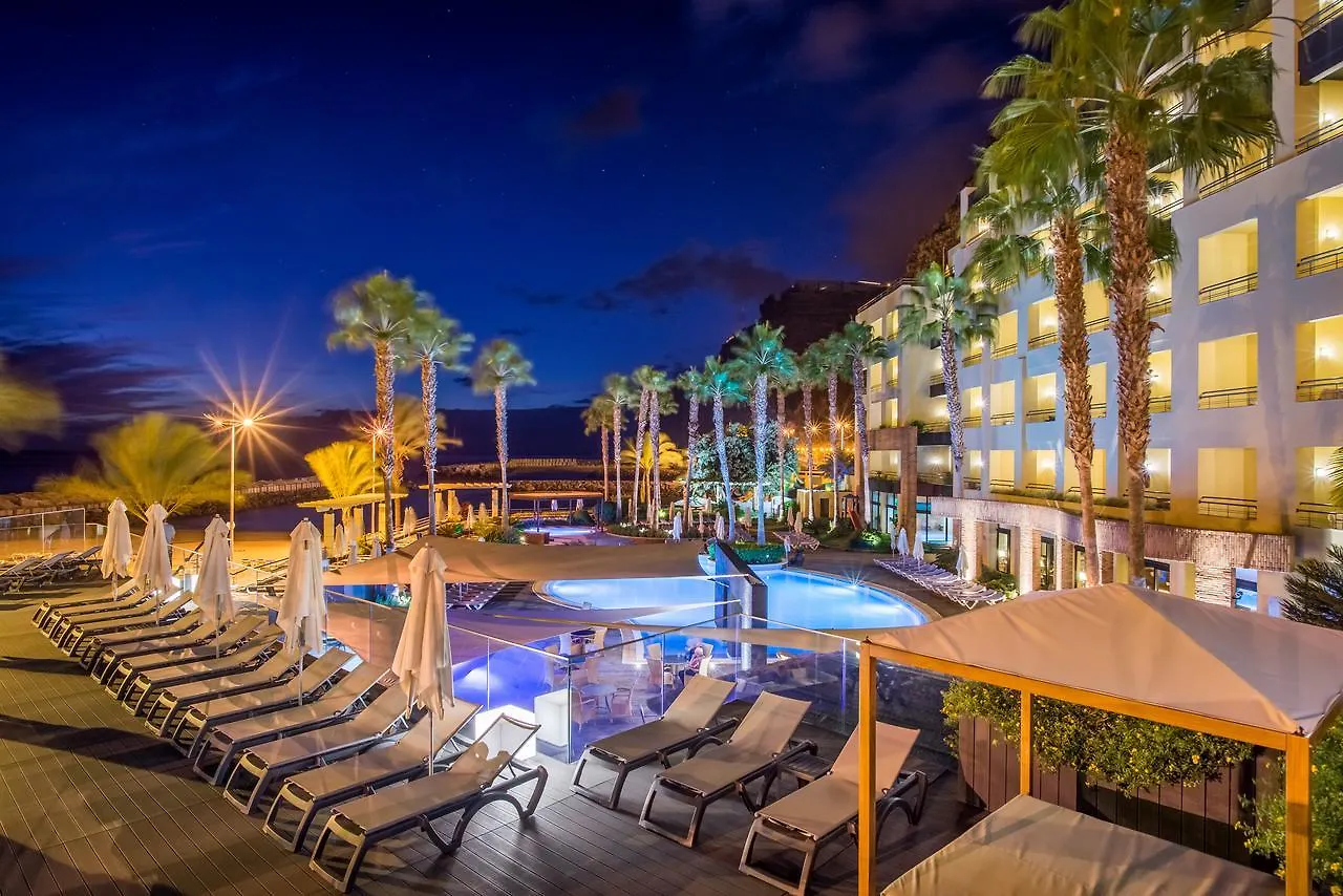 Calheta Beach - All-Inclusive - Savoy Signature Hotel